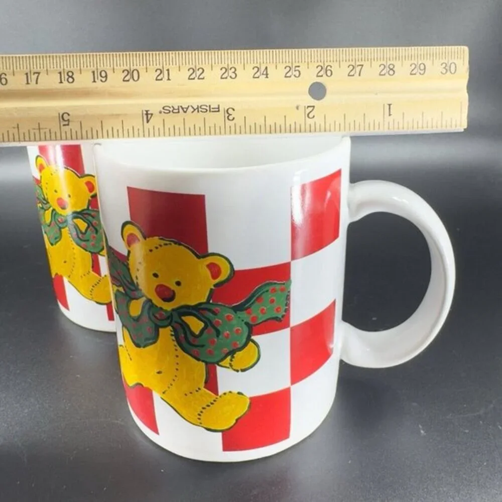 Vintage Waechtersbach Christmas Mugs Cups Stocking and‎ Bear Mug Set 2 Pottery